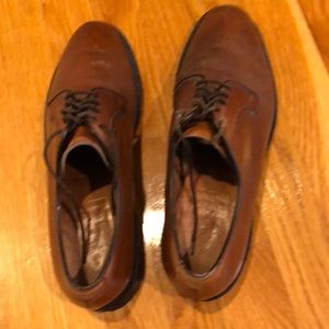 Church tan /brown leather Oxford Plain toe shoes, size 10 1/2 C